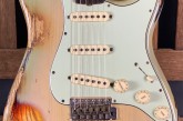Fender 2018 Namm Ltd Edition Custom Shop Heavy Relic 62 Stratocaster Vintage Blonde over 3 Tone Sunburst-1a.jpg